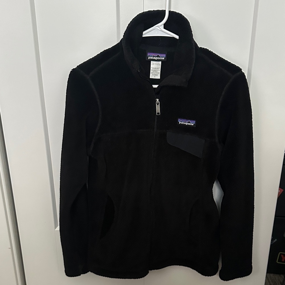 Patagonia Women’s Cozy Black Jacket